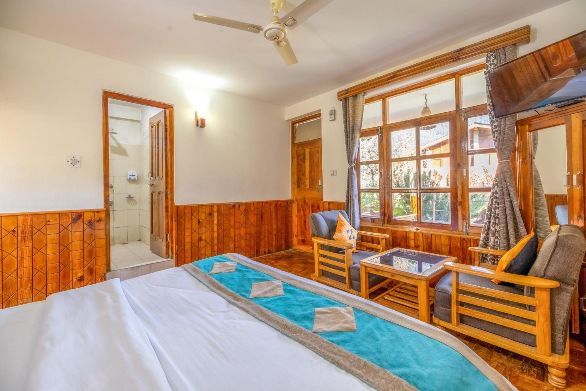 Hide-In Old Manali Hotel Exterior photo